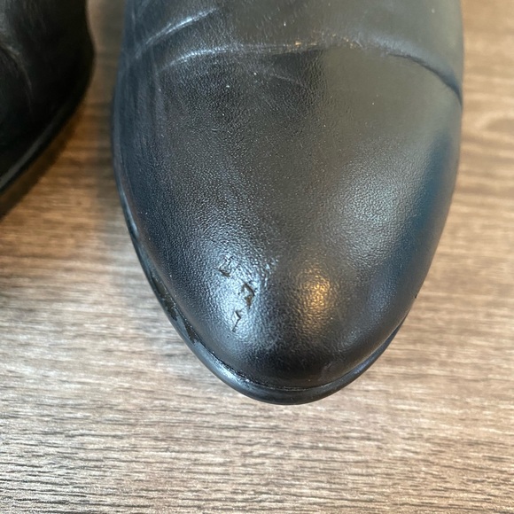 As seen on Kate Middleton AQUATALIA Royal Rouge Weatherproof Ankle Bootie size 9 - Picture 8 of 10